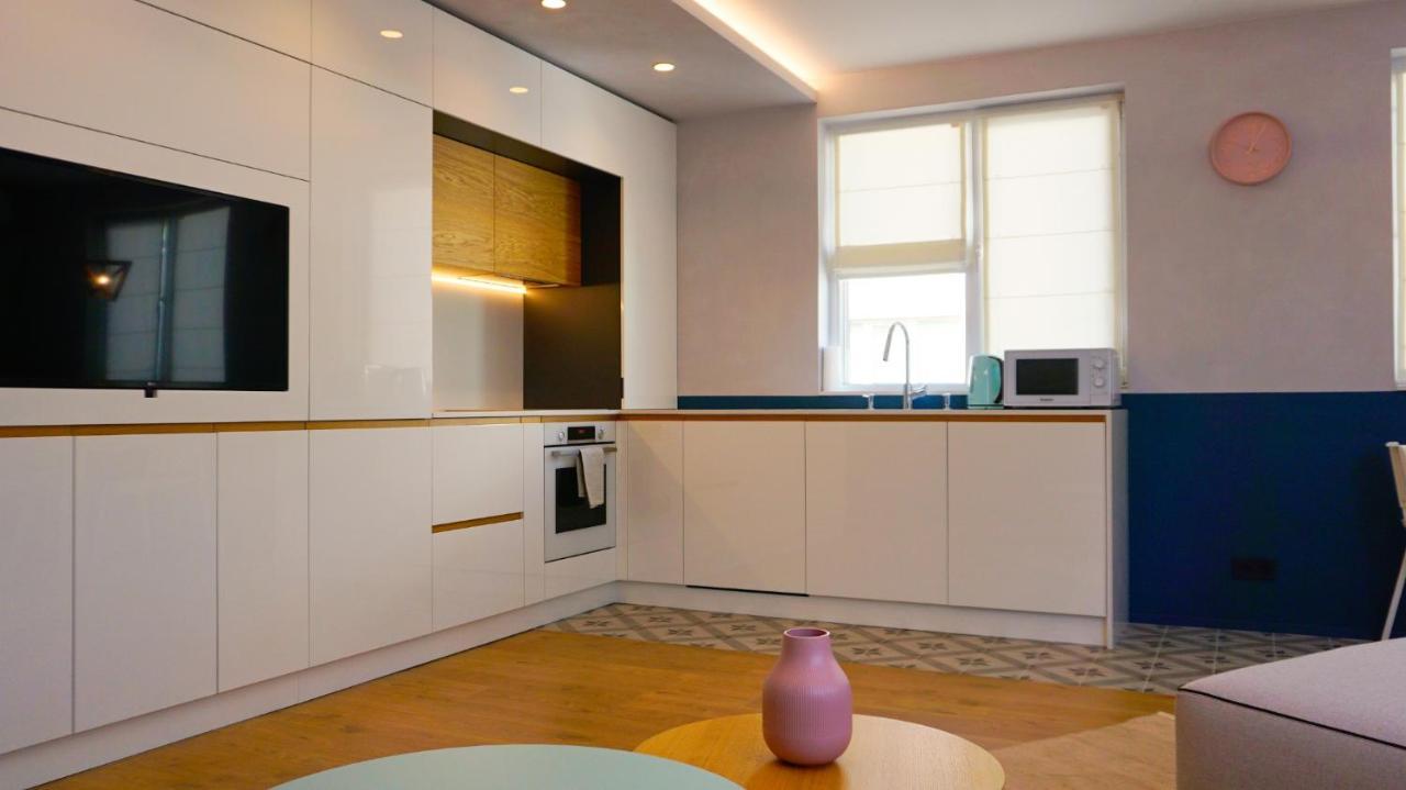 Апартамент Жасмин С Частен Гараж - Jasmin Apartment With Private Garage Varna Eksteriør billede