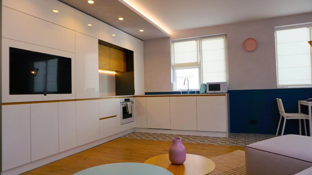 Апартамент Жасмин С Частен Гараж - Jasmin Apartment With Private Garage Varna Eksteriør billede