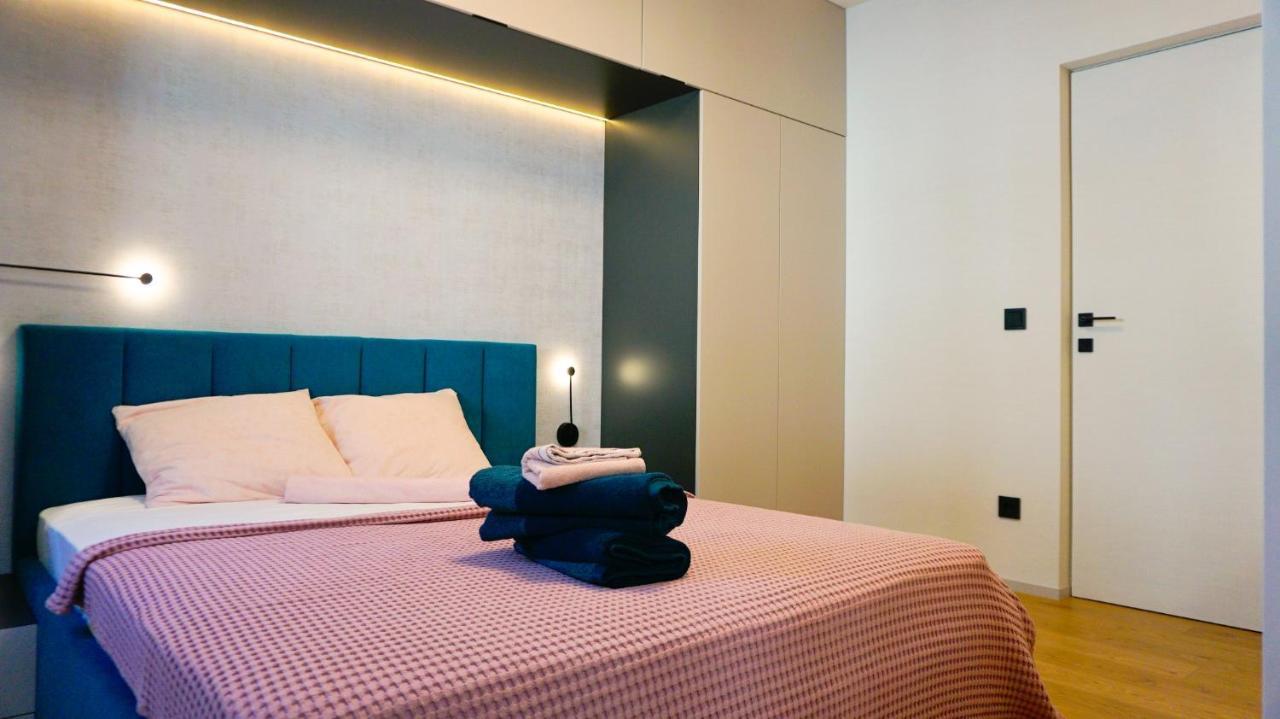 Апартамент Жасмин С Частен Гараж - Jasmin Apartment With Private Garage Varna Eksteriør billede